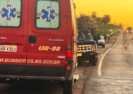 Morador em Ivinhema morre prensado ao trocar pneu de caminhonete no anel viário de Nova Andradina