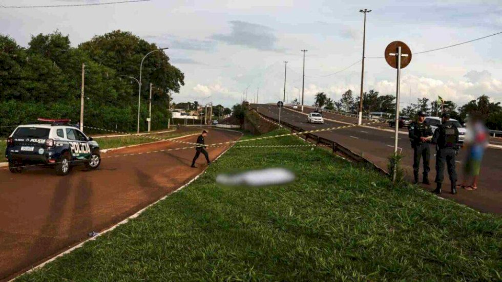 Homem é morto a facadas