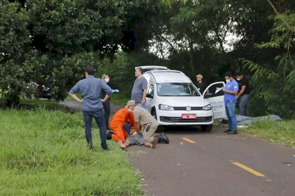 Ao identificar corpo de enteado, padastro sofre parada cardíaca em avenida
