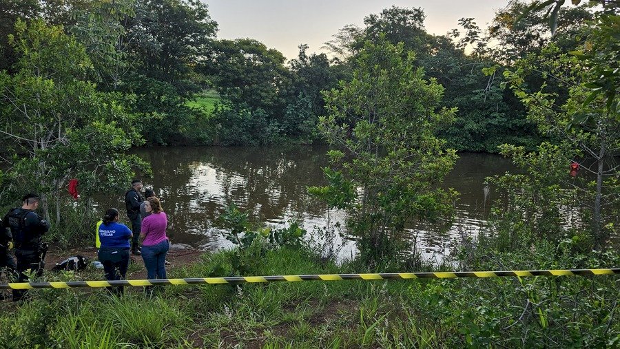 Jovem de 13 anos tentou salvar colegas antes de se afogar