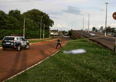 Homem é morto a facadas