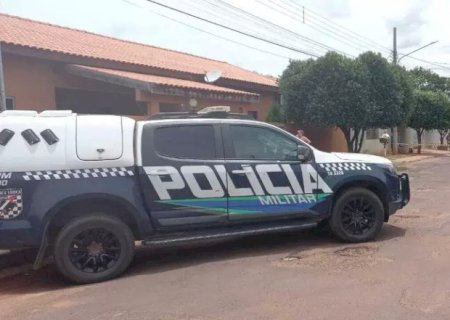 Em surto, homem avança em policiais e acaba morto a tiros
