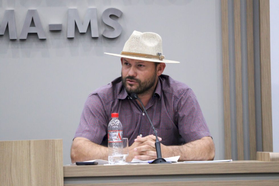 Vereador Eder Chicó apresenta duas indicações na sessão dessa segunda-feira