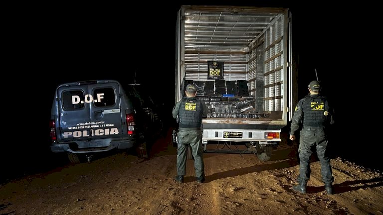 Veículo furtado em São Paulo é recuperado pelo DOF com mais de uma tonelada e meia de maconha