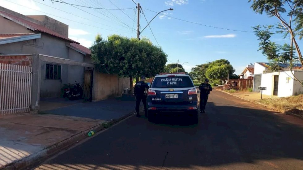 Criança morre afogada em piscina