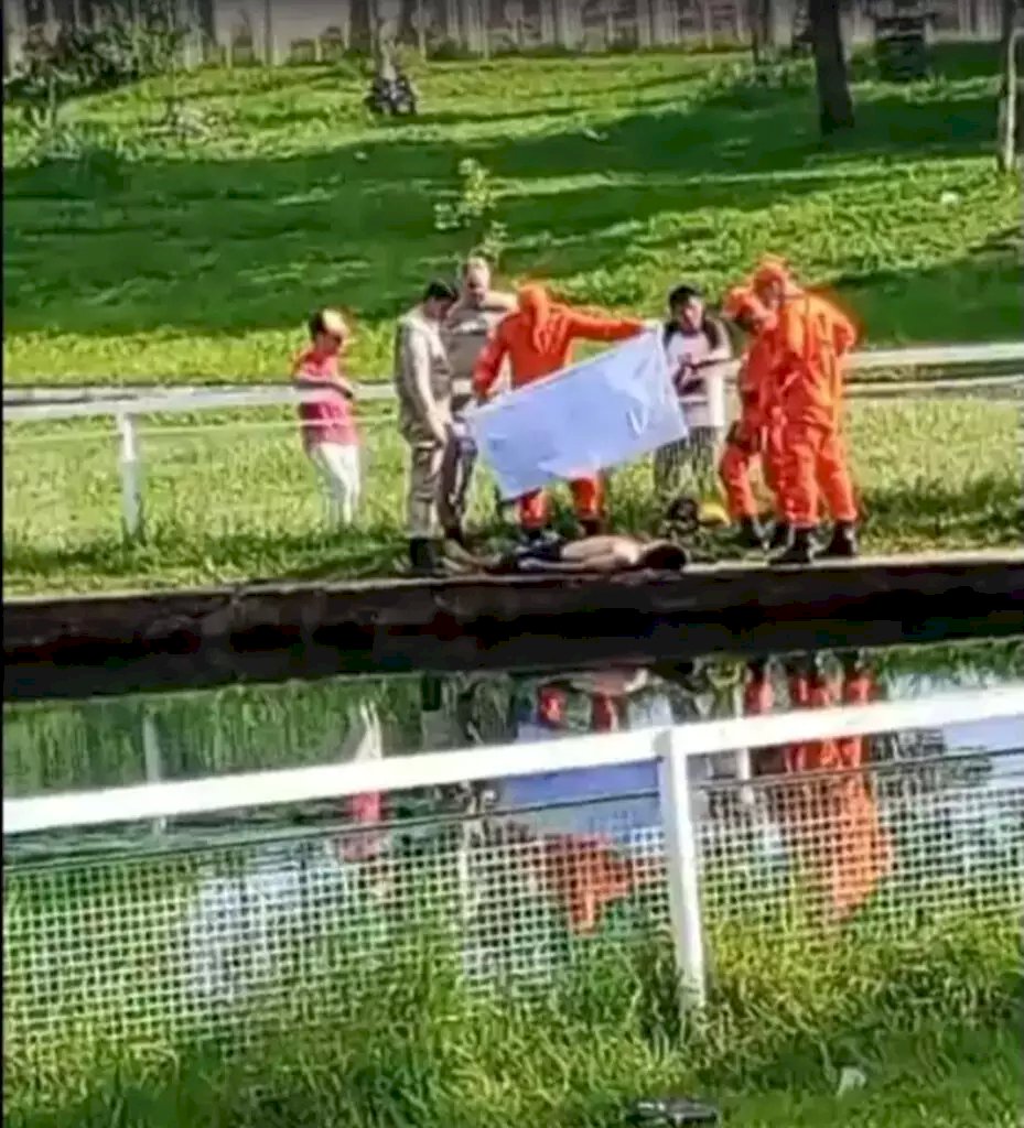 Corpo de jovem é encontrado boiando em lagoa de parque