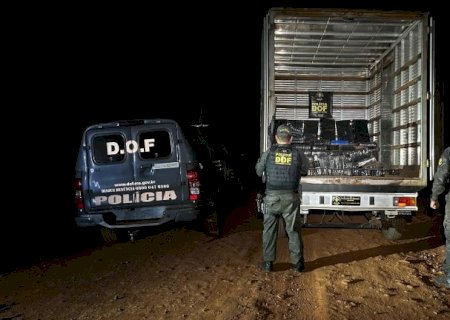 Veículo furtado em São Paulo é recuperado pelo DOF com mais de uma tonelada e meia de maconha