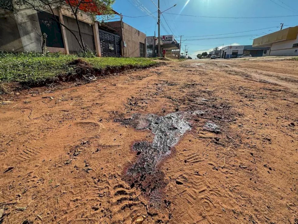 Homem é atacado por motociclista e morto a facadas