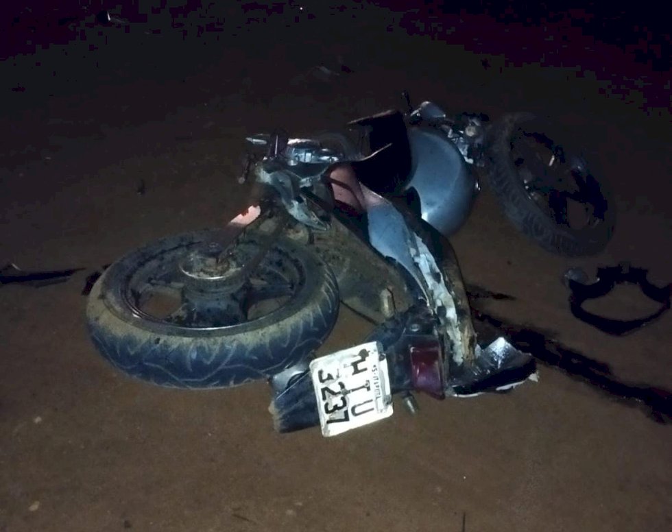 Ivinhema - Acidente envolvendo carro e moto na MS-141 deixou uma vítima ferida