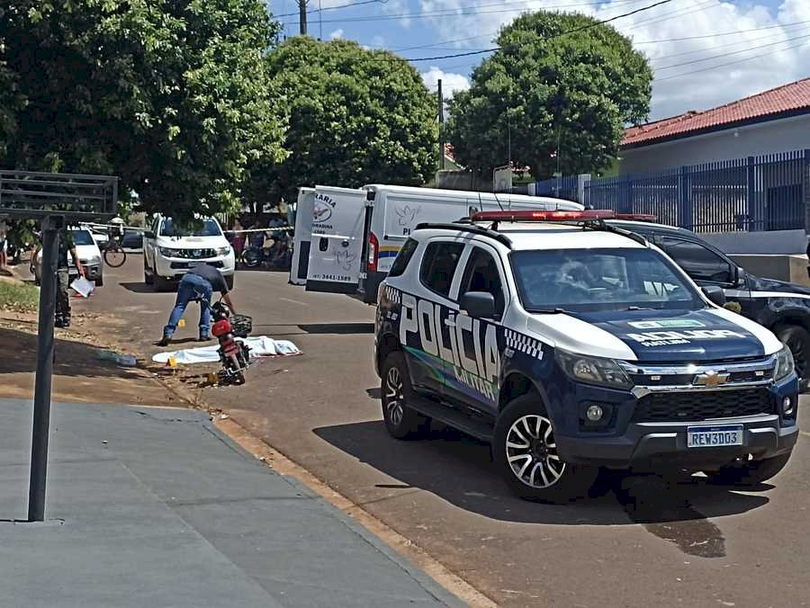 Mulher que conduzia bicicleta elétrica morre em colisão com caminhão em Nova Andradina