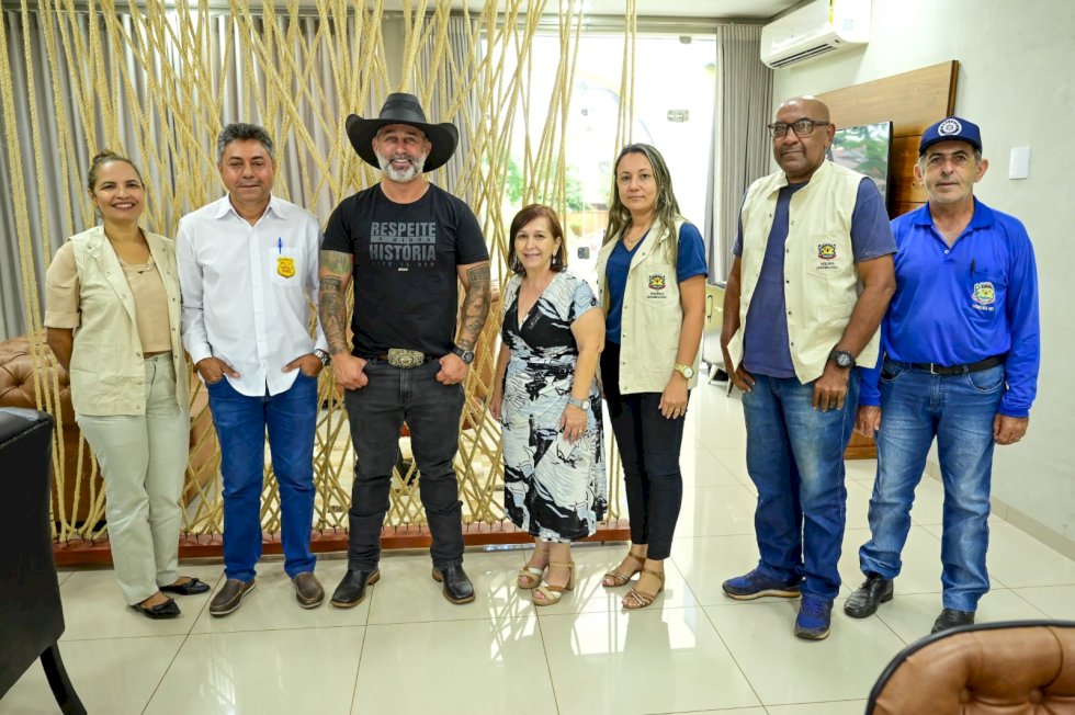 Reunião com prefeito Juliano Ferro discutiu-se sobre arboviroses