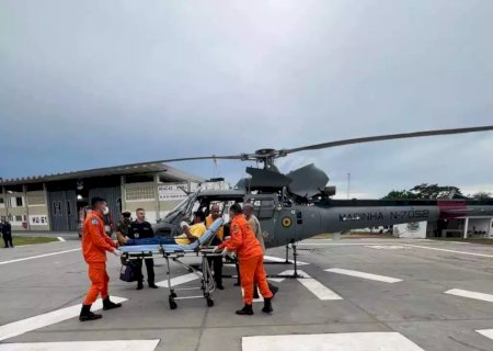 Idoso é resgatado de helicóptero após picada de serpente no Pantanal
