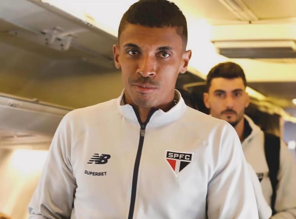 ‘A situação era bem grave’: empresário de Luiz Gustavo fala sobre internação do jogador que teve tromboembolismo pulmonar