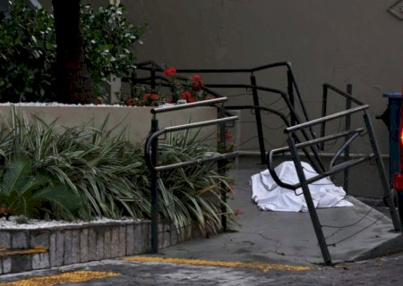 Mulher cai de 12º andar de hotel na região central e morre em Campo Grande
