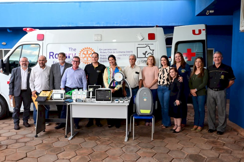 Município de Ivinhema recebeu ambulância UTI