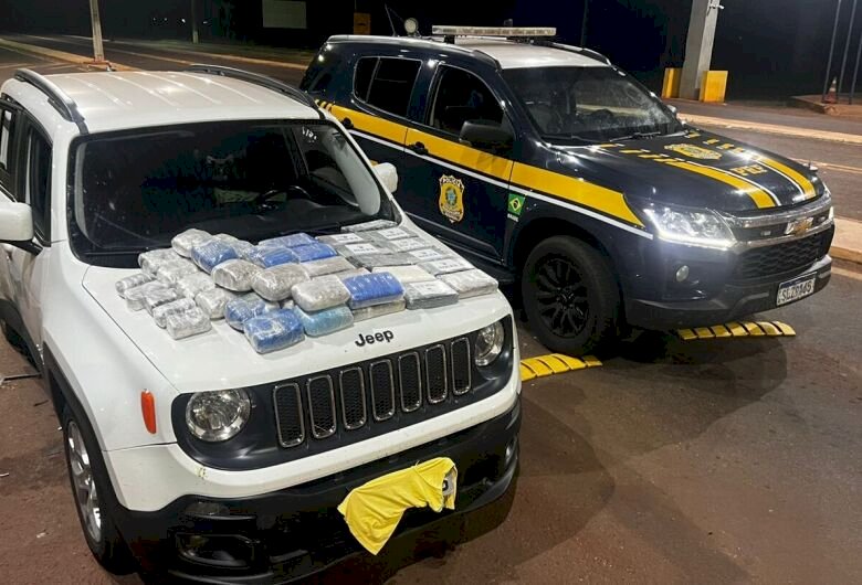 Viajando com a família, paulista é preso na BR-463 com cocaína, haxixe e skunk