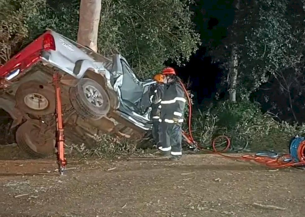 Acidente mata paí e filho de 11 anos, e deixa uma terceira criança com ferimentos graves