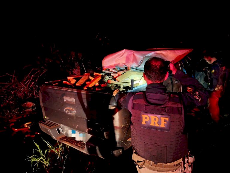 PRF apreende 1,4 tonelada de maconha