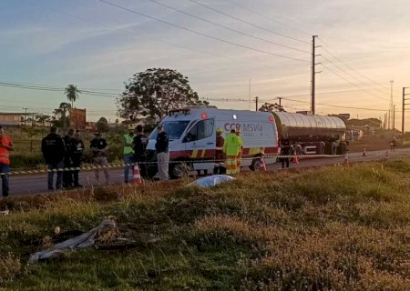 À polícia, motorista de ônibus diz que viu ciclista morto e comunicou fato à empresa