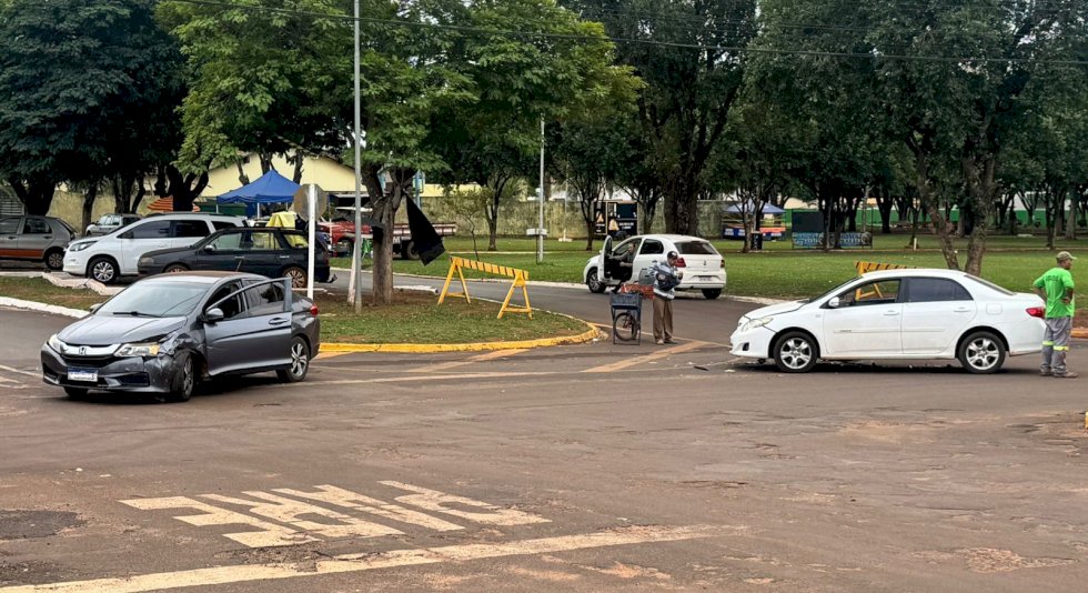 Angélica - Acidente é registrado envolvendo dois veículos em cruzamento