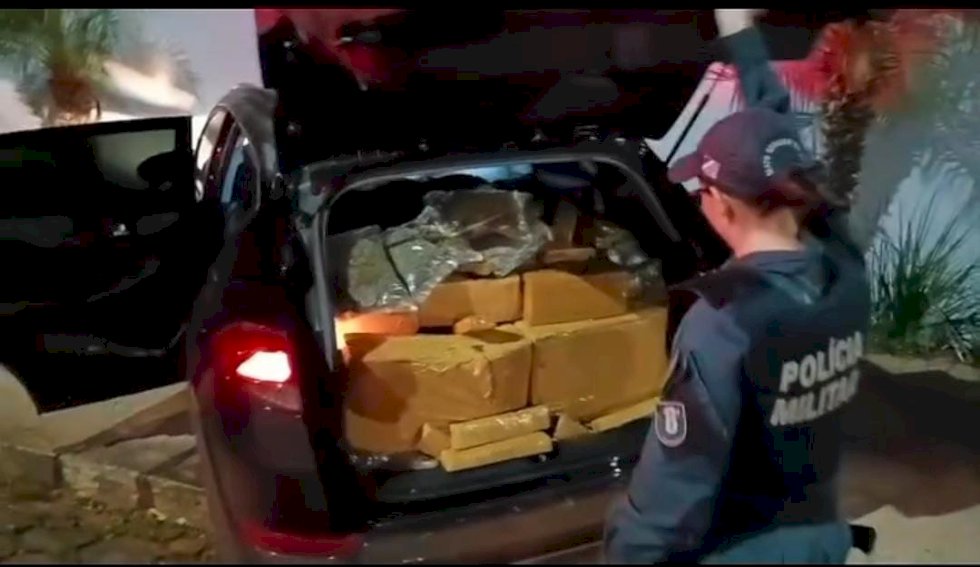 PRF apreende 428 Kg de maconha