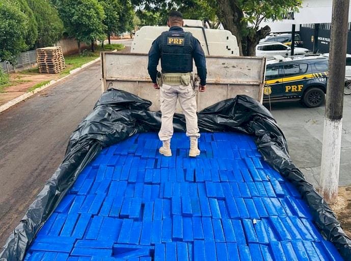 PRF apreende 3,5 toneladas de maconha