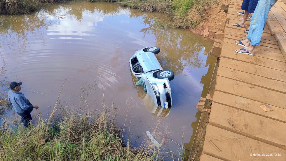 Nova Andradina - Acidente na MS 141 deixa duas vítimas fatais na próxima a ponte do Rio Ivinhema