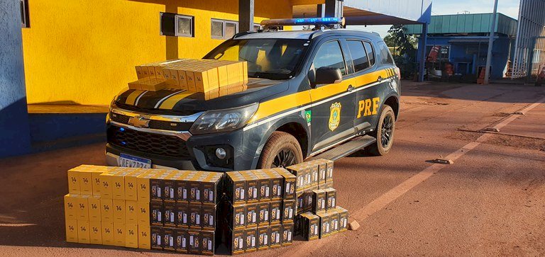 PRF apreende 340 celulares