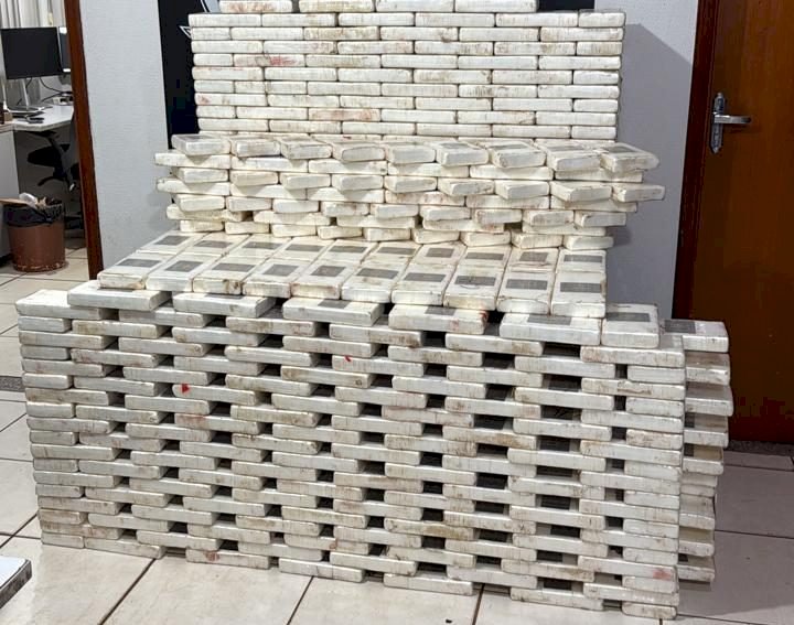 Polícia Civil apreende 377 kg de cocaína em depósito