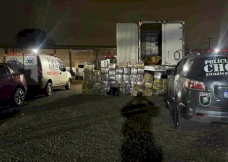 Polícia apreende 2,4 toneladas de drogas e prende 4 homens em flagrante