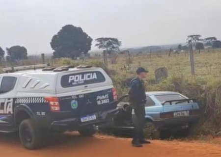 Deodápolis - Motorista perde controle da direção,  bate em barranco na beira de estrada vicinal e homem morre