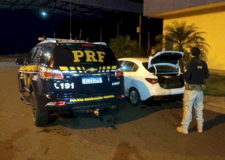 PRF apreende 225,8 kg de maconha