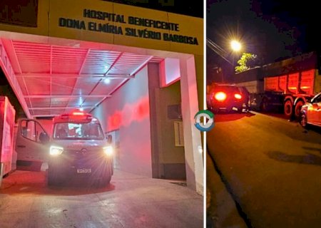 Homem de 65 anos é esfaqueado no pescoço, colide em carreta e é socorrido