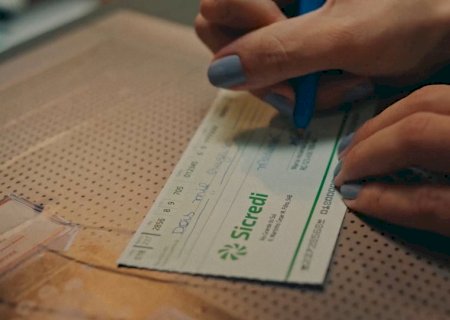 Sicredi lança nova campanha publicitária para reforçar o impacto positivo do cooperativismo