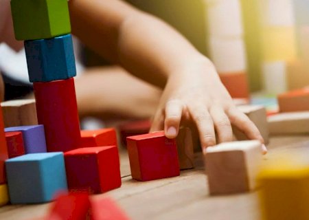 MPMS investiga condições de ensino para crianças com TEA em turmas superlotadas em escola estadual