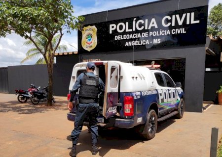 Angélica - Polícia Militar  cumpriu mandado de prisão e conduz envolvidos por desacato e ameaça