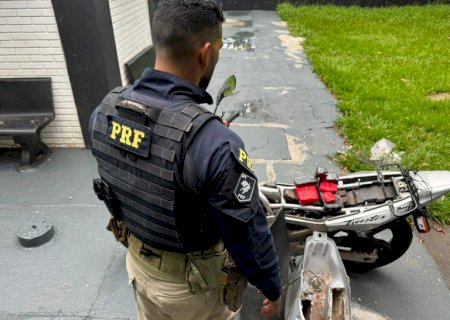 PRF prende motociclista transportando cocaína em Dourados