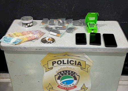 Polícia Civil prende mulheres por tráfico de drogas após monitoramento de “boca de fumo” em Naviraí