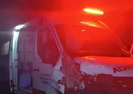 Mulher morreu ao ser atropelada por ambulância na BR-483