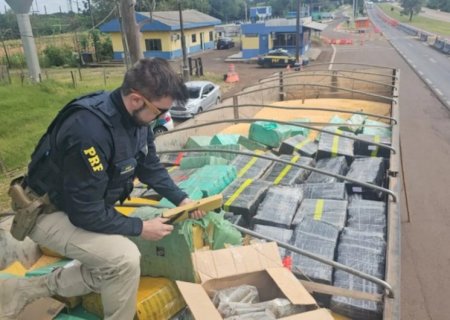 Casal é preso no Paraná com mais de 5 toneladas de maconha