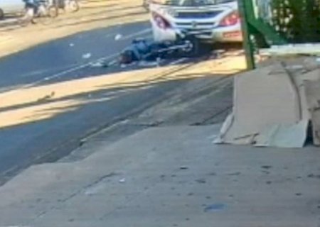 “Acidente entre moto e ônibus resulta na morte de manicure”