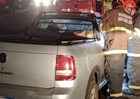 Morador de Dourados morre em colisão entre picape e carreta na MS-276