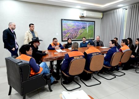 Prefeitura de Ivinhema mobiliza força-tarefa após chuva de granizo