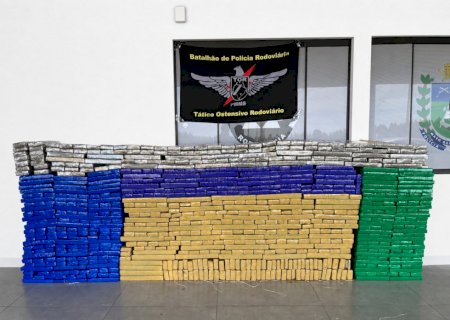 Policiamento Rodoviário apreende mais de 800 quilos de maconha durante fiscalização na MS-386