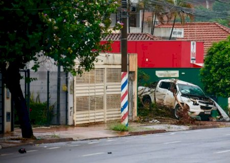 Motorista com sinais de embriaguez mata motociclista em acidente no centro de Campo Grande