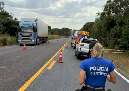 Homem morre em acidente envolvendo uma moto e um carro na BR-163