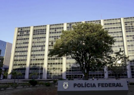 Polícia Federal faz operação para conter lavagem de dinheiro do PCC